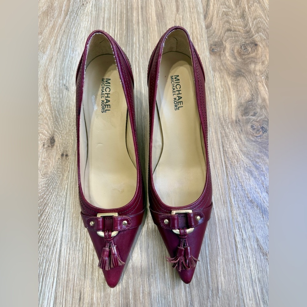 Michael Michael Kors Burgundy Leather Tassel Pumps Size 7.5M Made in Italy EUC